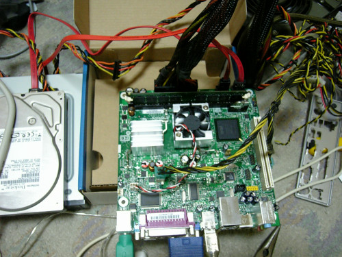 atom3301212.jpg